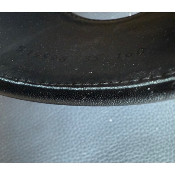 Gucci Black Slides with Gold Logo - Picture 6 of 6